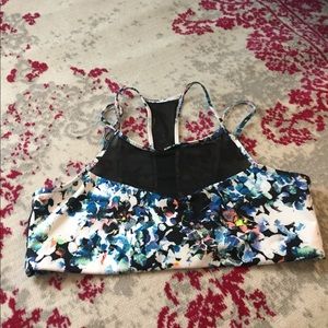 Never worn * low impact sports bra